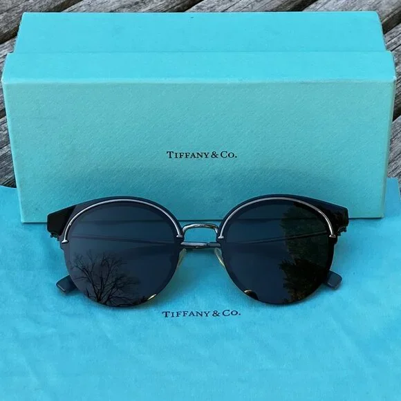đź’ŻAuthentic Tiffany & Co.đź’ŽSunglasses - Picture 1 of 13
